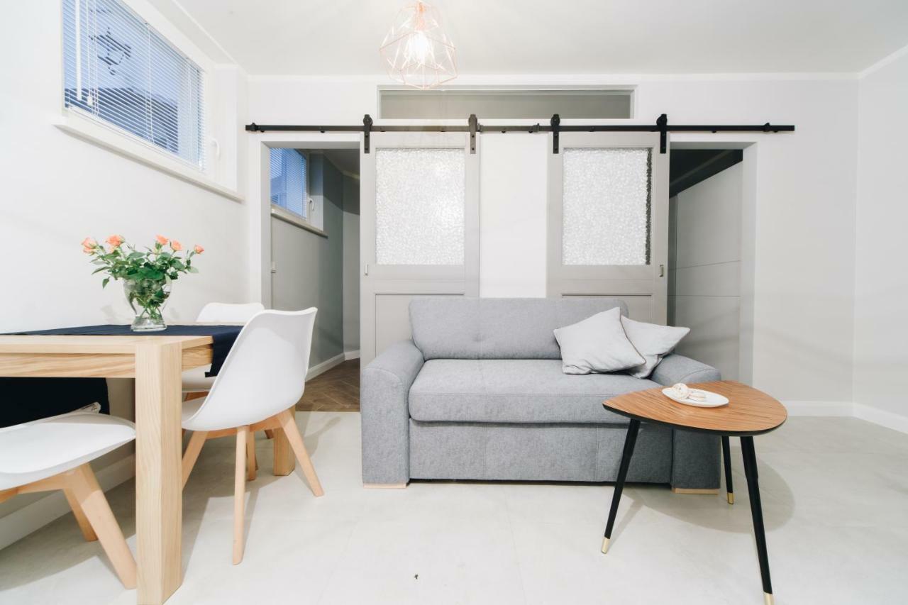 M6 Main Square Stylish One Bedroom Krakow Bagian luar foto