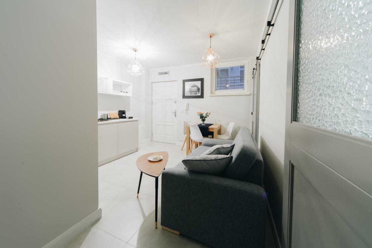 M6 Main Square Stylish One Bedroom Krakow Bagian luar foto